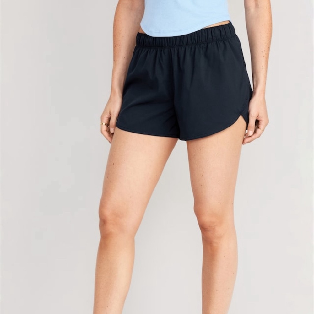Mid-Rise StretchTech Run Shorts for Women -- 3-inch inseam